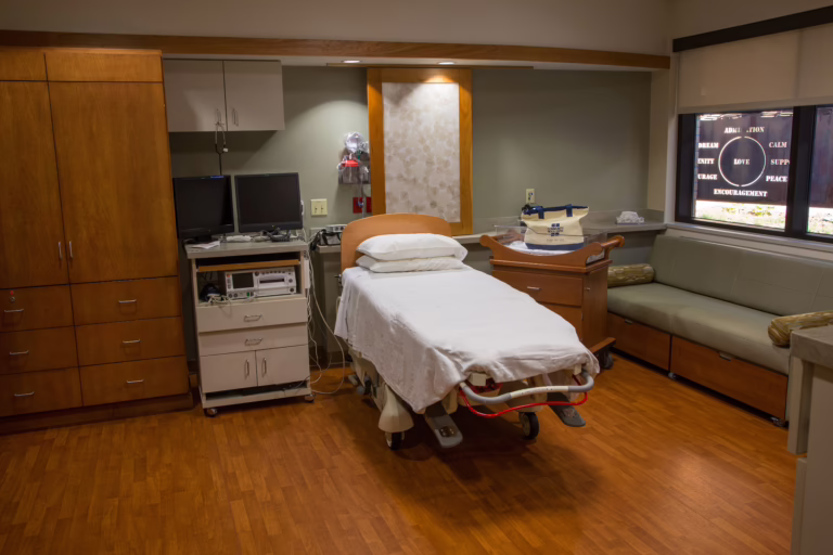 OBMotherandBabyRoom (3)